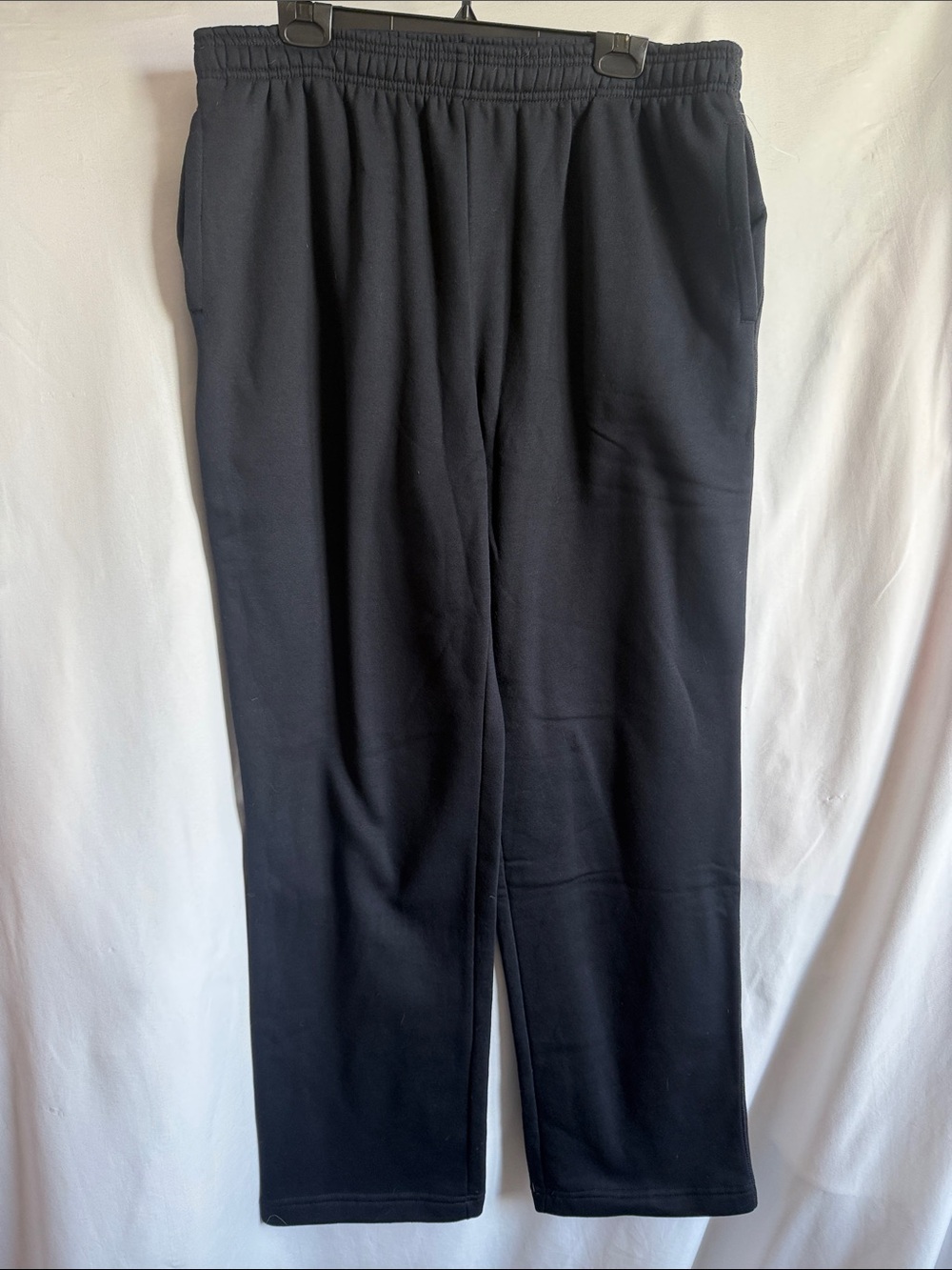 Amazon Essentials Men's Black Elastic-Waist Joggers